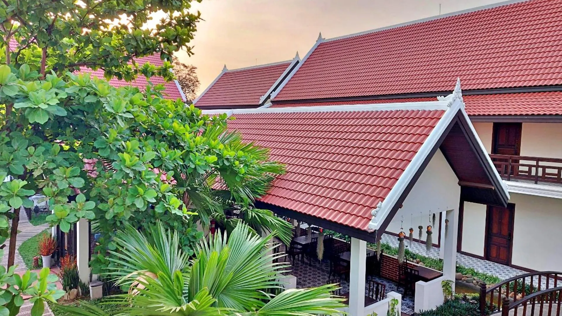 Sunrise Hotel Luang Prabang Mekong River 4*,