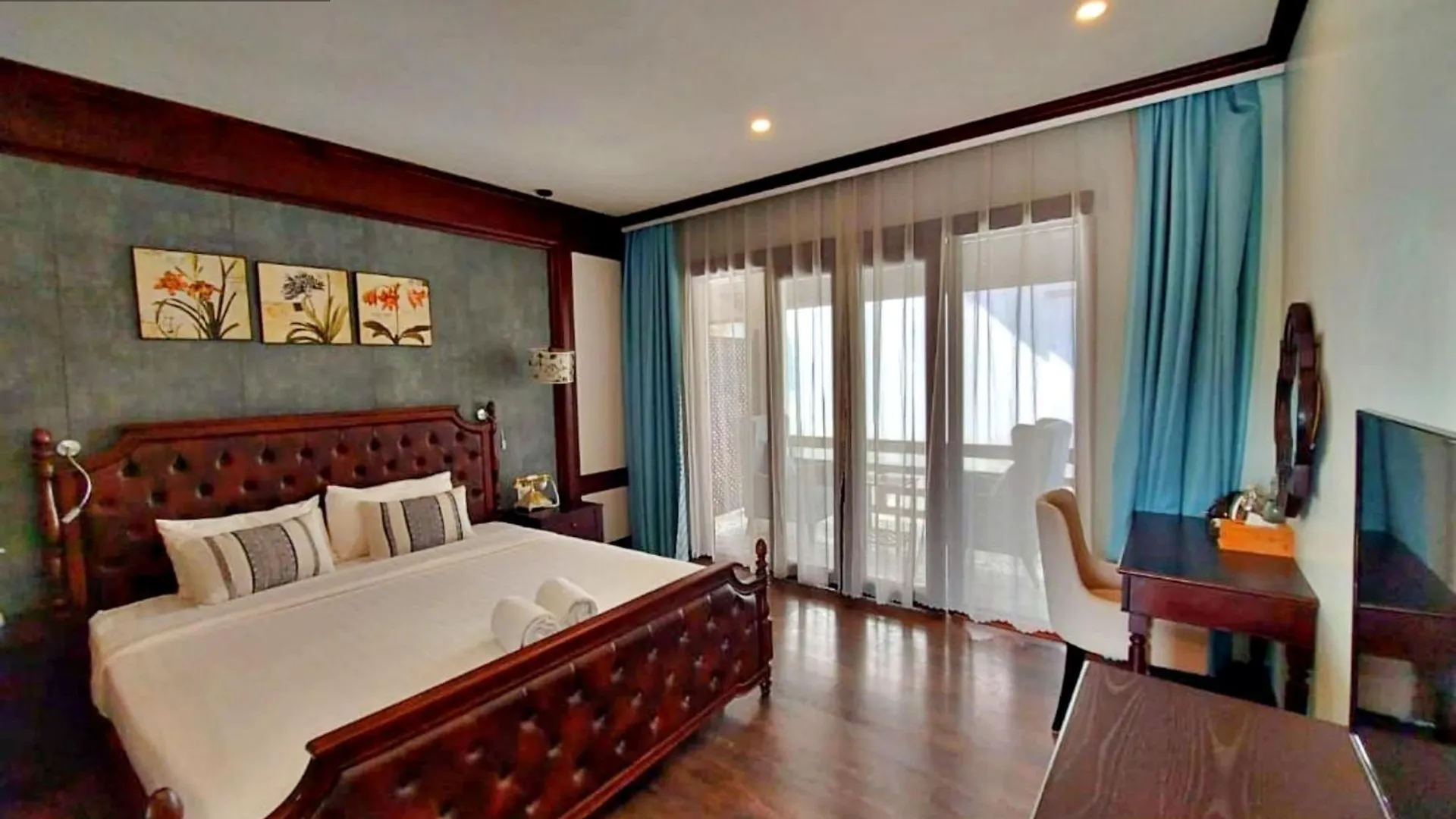 Sunrise Hotel Luang Prabang Mekong River