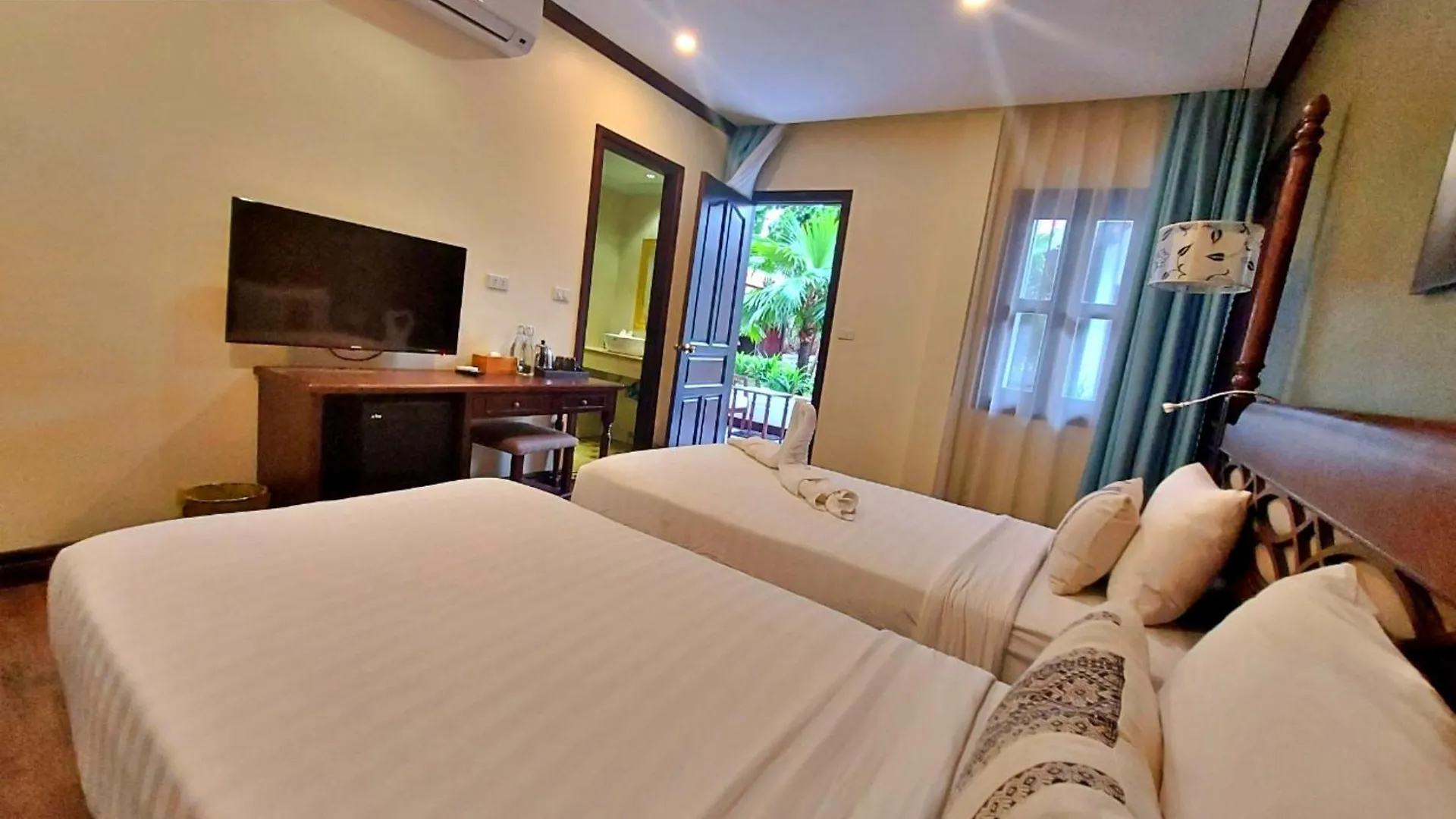 **** منتجع Sunrise Hotel Luang Prabang Mekong River لاوس